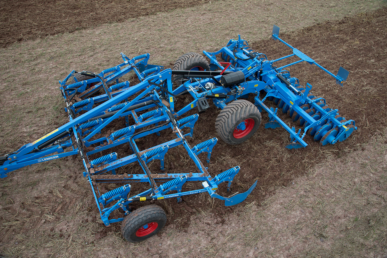 Lemken Karat 9 Series Cultivator - Shantz Farm Equipment